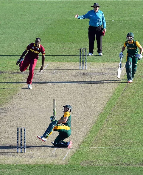 AB de villiers goes down on one knew to play one towards deep fine leg